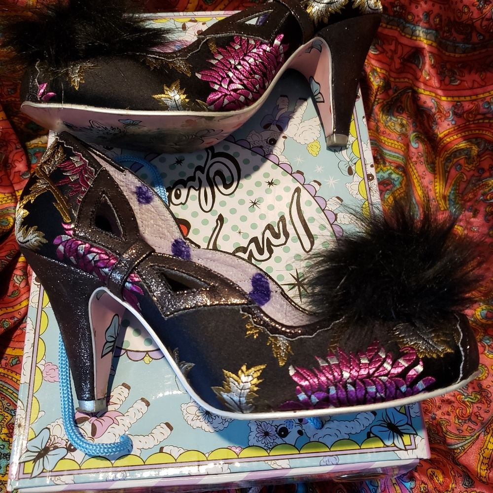 Irregular Choice Pamela Pom Pom High Heel Pumps Women's Size 7 Shoes